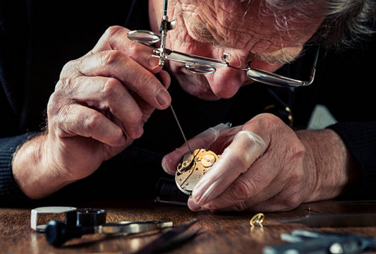 Exploring the Craftsmanship Behind Luxury Watches